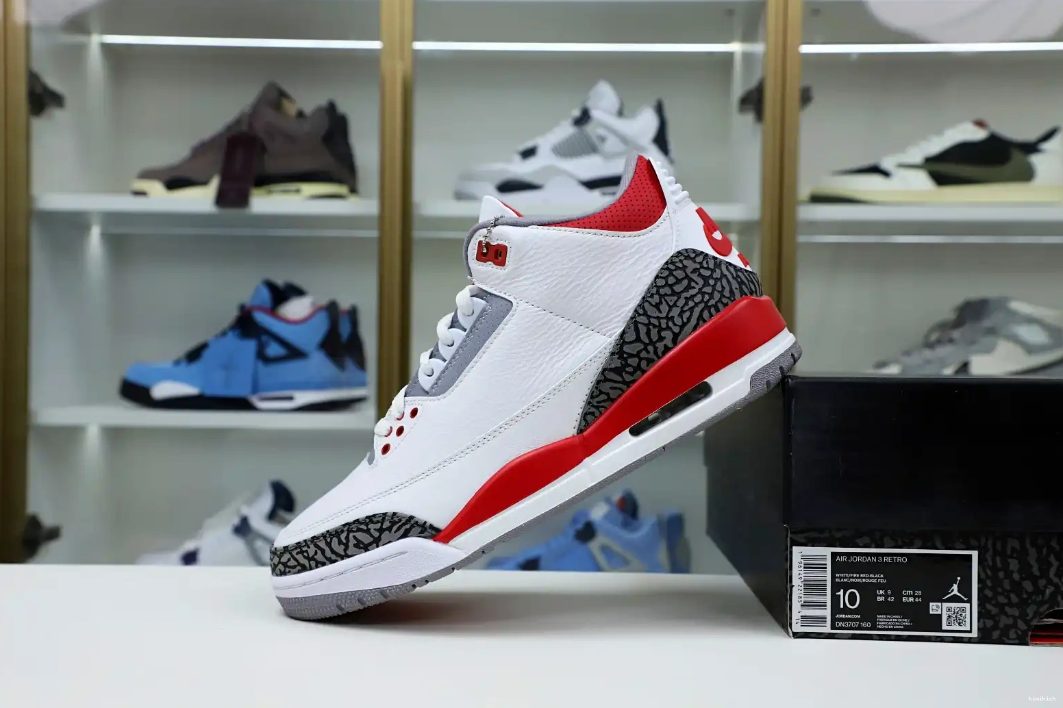 JORDAN AIR 3RETRO Kimikick 0424